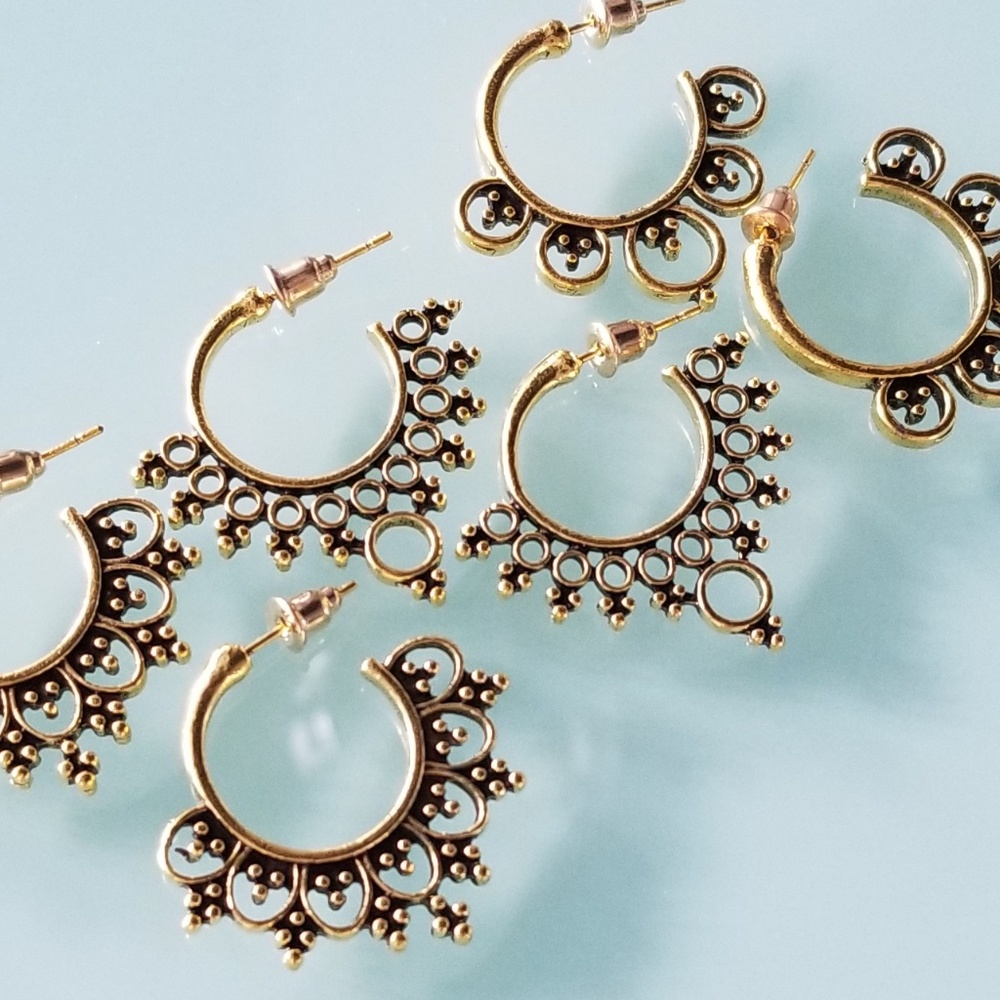 Set of 3 hoop earrings - Picture 4 of 4